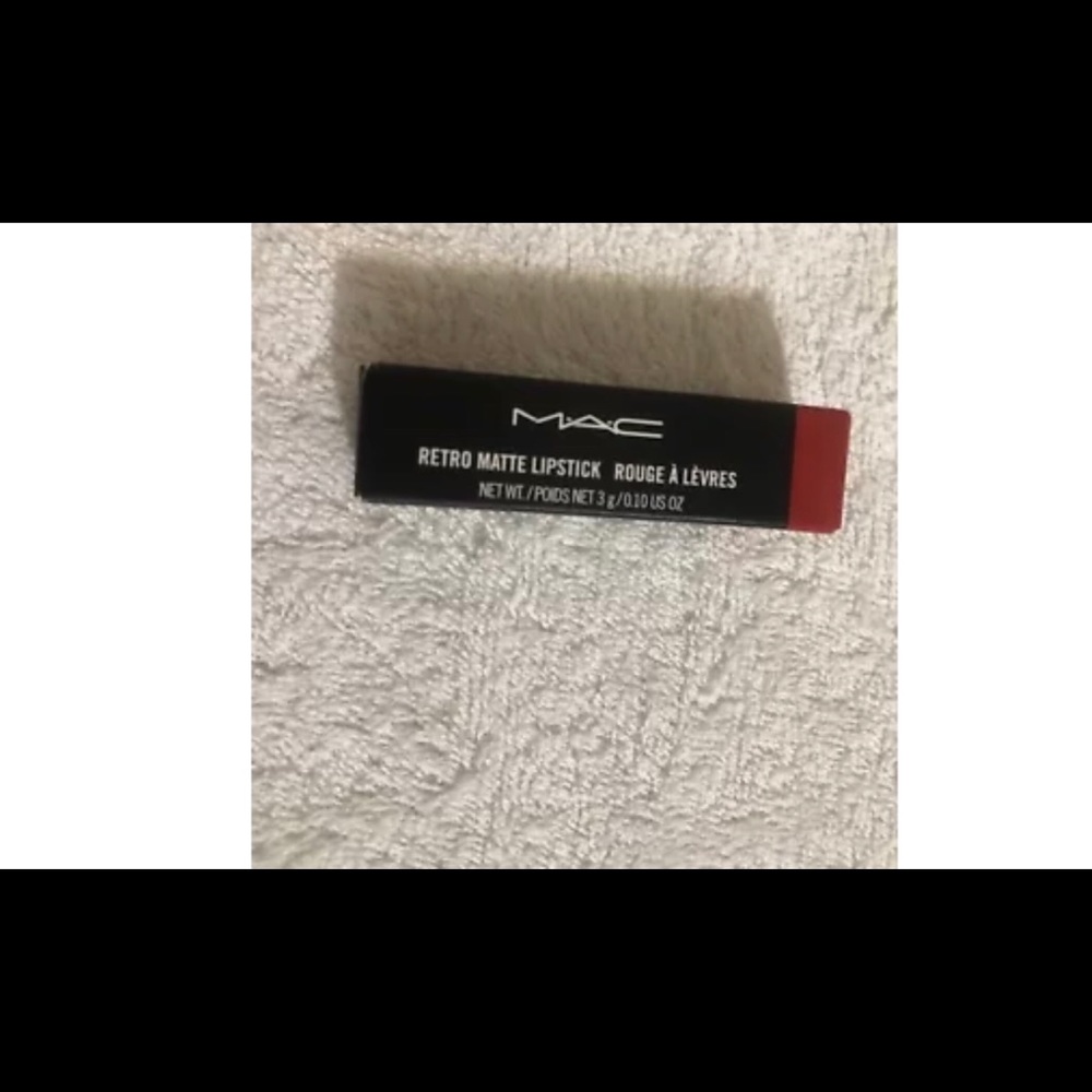 Mac Lipstick - Picture 3 of 6